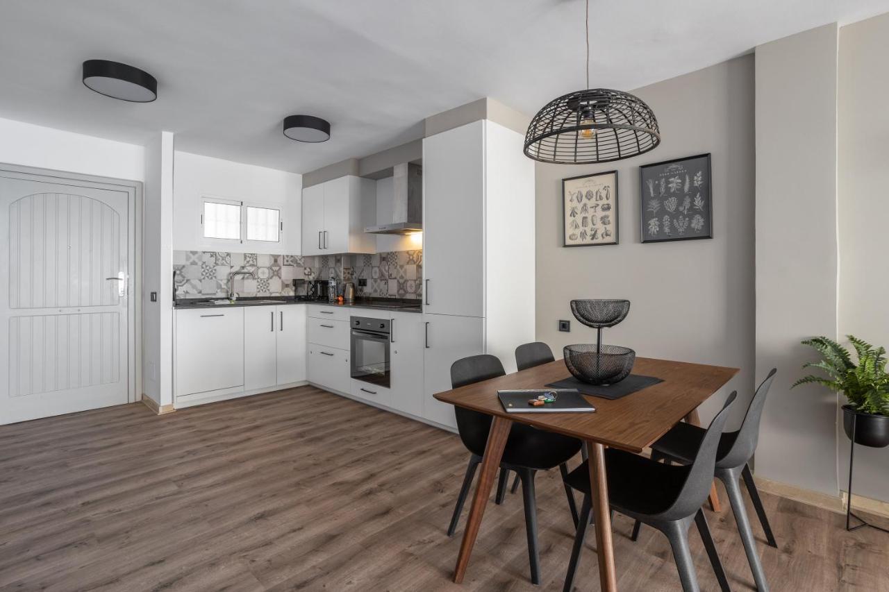 Stylish Apartment With Sea View 네르하 외부 사진